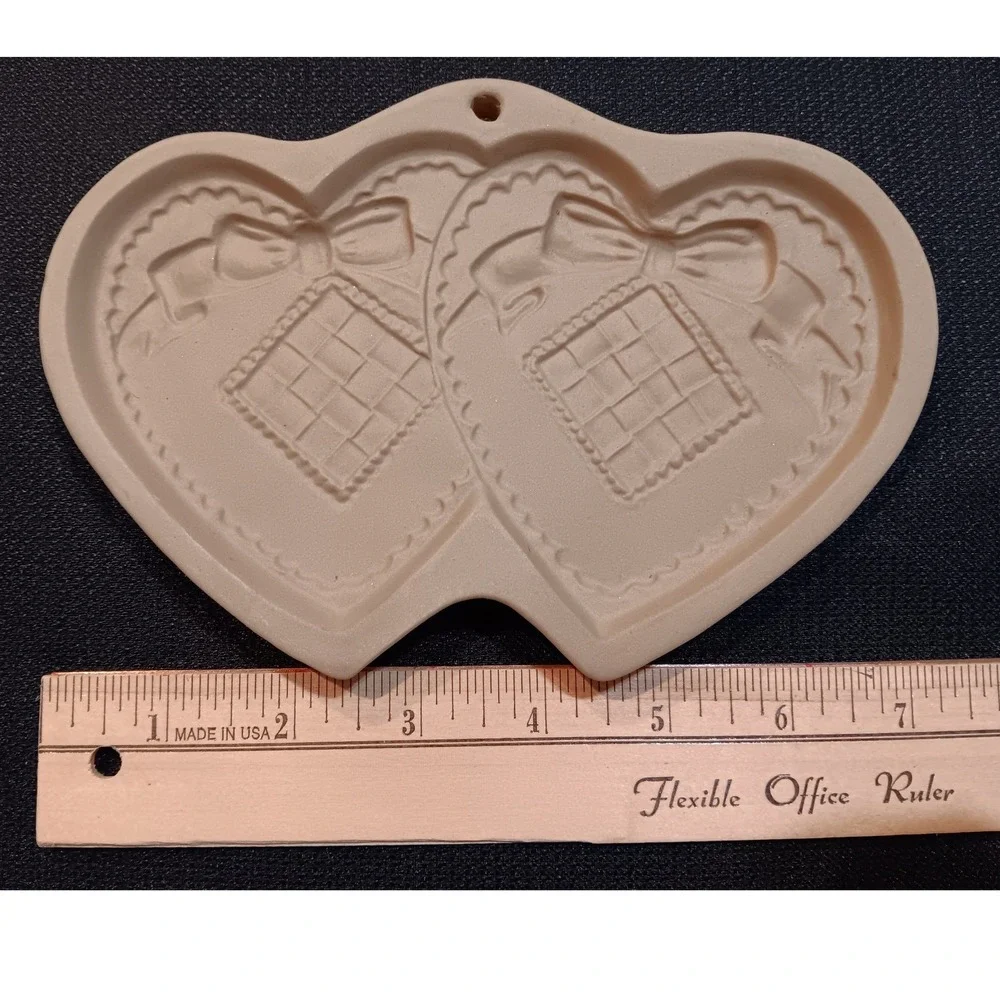 Vintage‎ 1988 Brown Bag Cookie Art Double Heart Mold Hill Design Tan Ceramic 80s